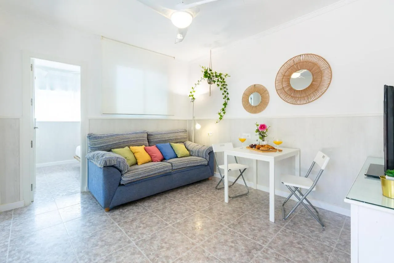 Rincón de la Victoria Wintowinrentals Close To The Beach, Private Terrace & Parking דירה